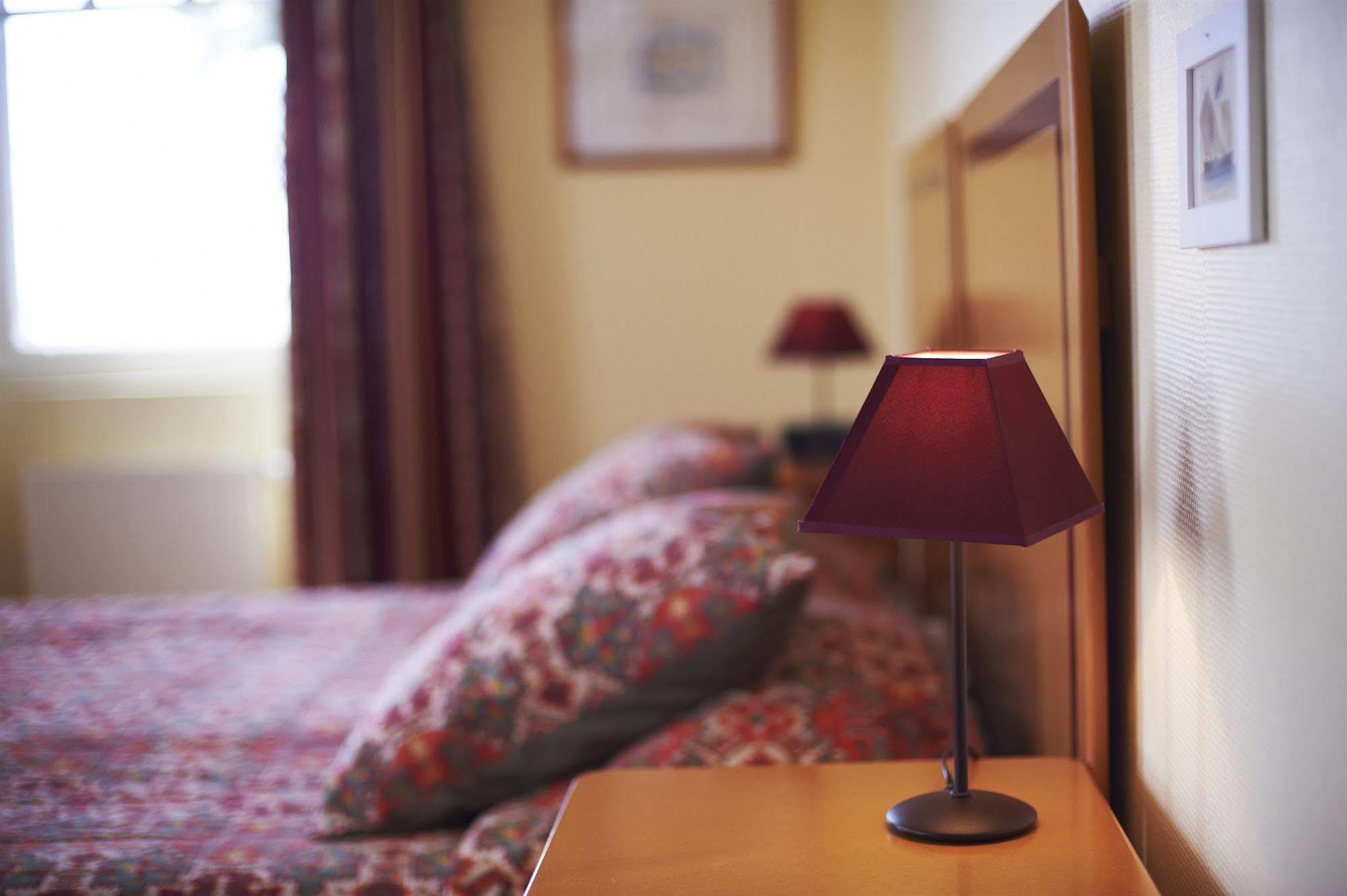 Hotel De Pen Bron ル・クロワジック エクステリア 写真